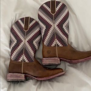Ariat “Round Up” Cowboy Boots